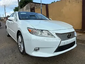 Lexus ES 350 FWD 2014 White
