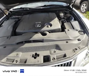 Lexus IS 2009 Silver