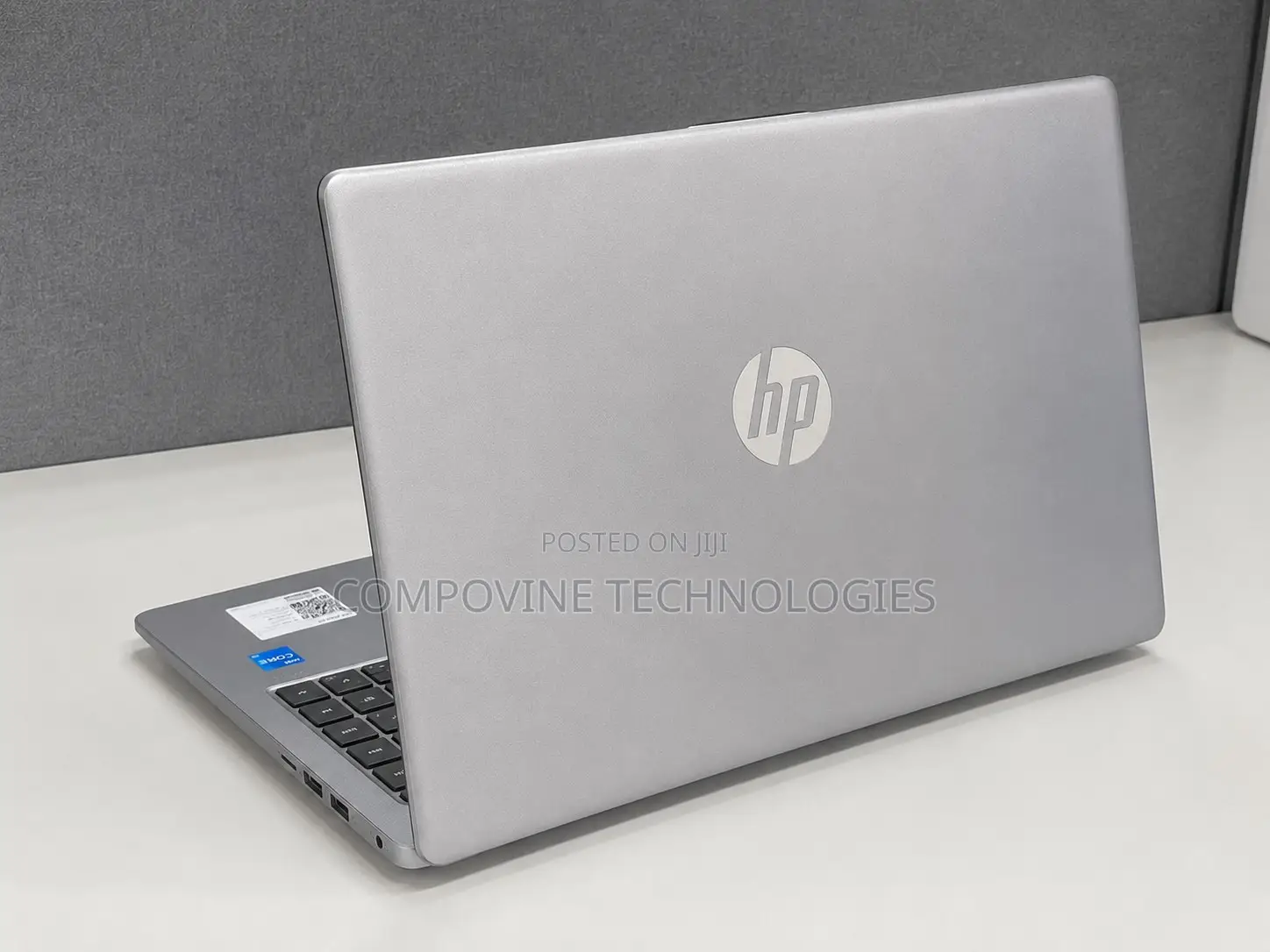 New Laptop HP 240 8GB Intel Core 3 SSD 512GB