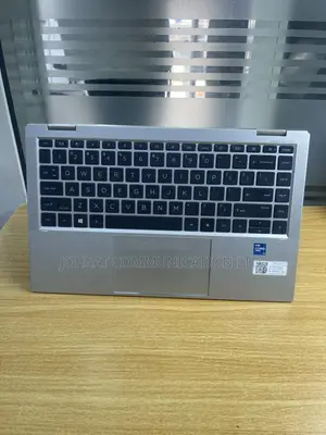 Laptop HP EliteBook 1040 G8 16GB Intel Core i7 SSD 512GB