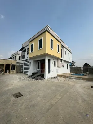 4bdrm Duplex in Carlton Gate Estate, Akobo for sale