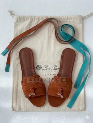 Lora Liana Summer Walk