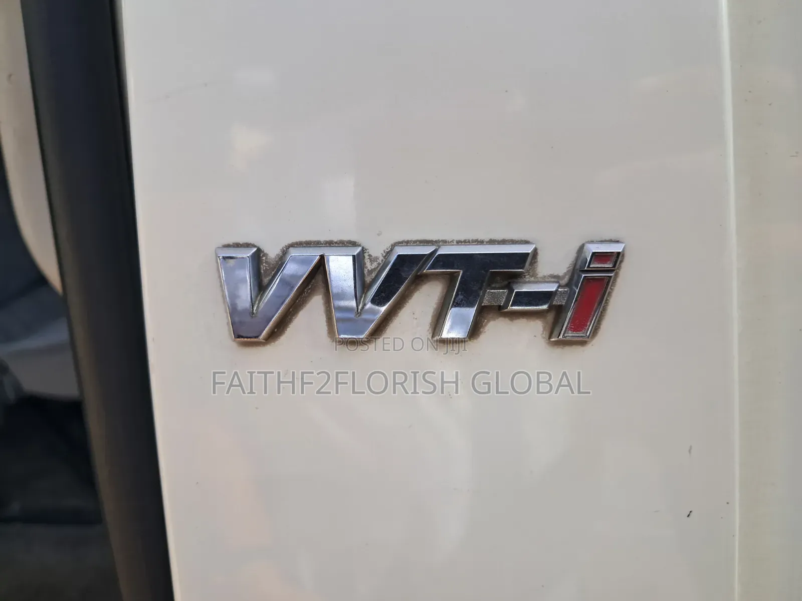 Toyota HiAce 2015 Brown