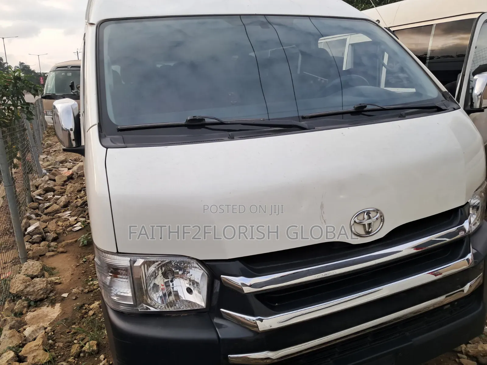 Toyota HiAce 2015 Brown