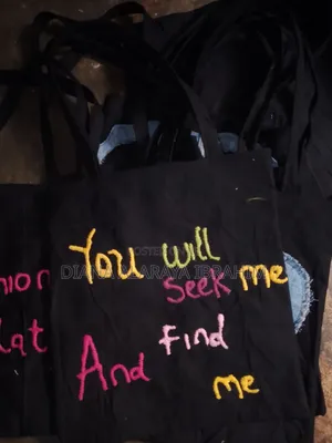 Tote Bag .