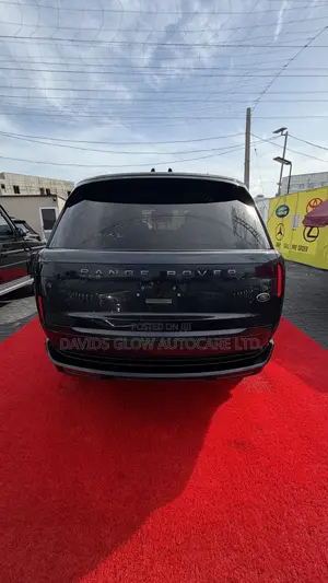 Land Rover Range Rover Vogue 2023 Brown