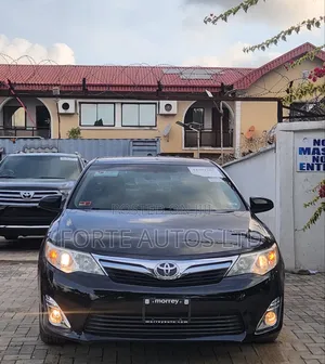 Toyota Camry LE 4dr Sedan (2.5L 4cyl 6A) 2012 Black