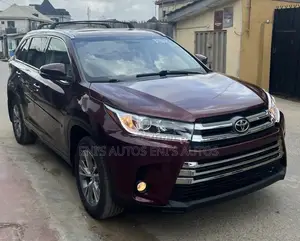 Toyota Highlander XLE 4dr SUV AWD (3.5L 6cyl 6A) 2015 Burgundy