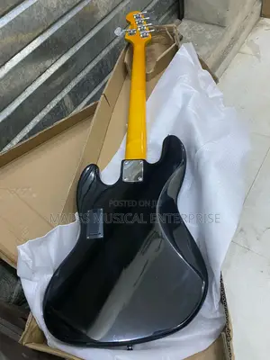 Squier Fender Jazz Bass Guitar Five String Active