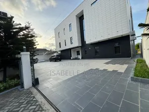 3bdrm Apartment in Nikton, Yenagoa for sale