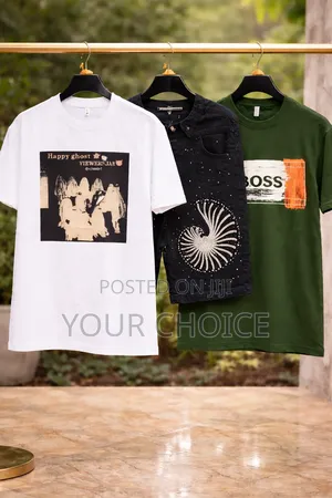 T Shirt and Short Jeans