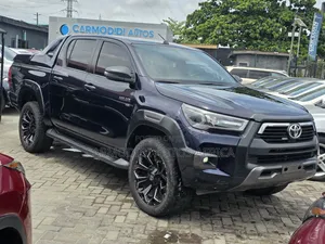 Toyota Hilux 2021 Blue