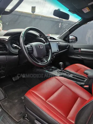 Toyota Hilux 2021 Blue