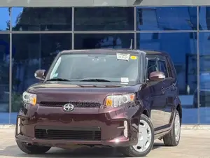 Scion xB 2015 Burgundy