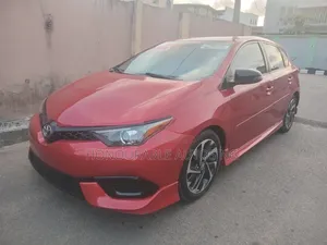 Toyota Corolla SE Special Edition 4dr Sedan (1.8L 4cyl CVT) 2017 Red