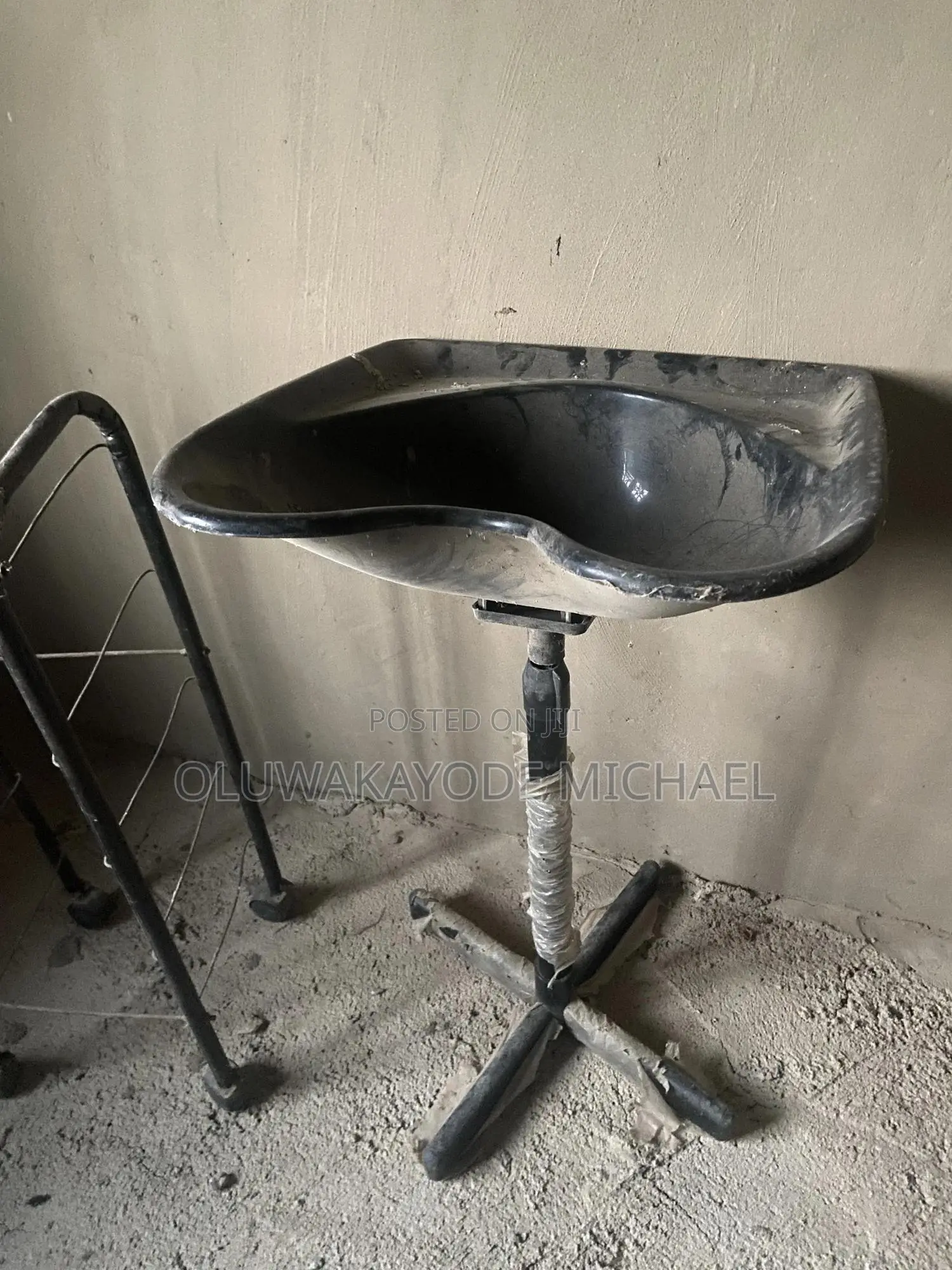 Washing Hand Basin