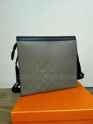Louis Vuitton Quality Luxury Men Genuine Leather Cross Bag