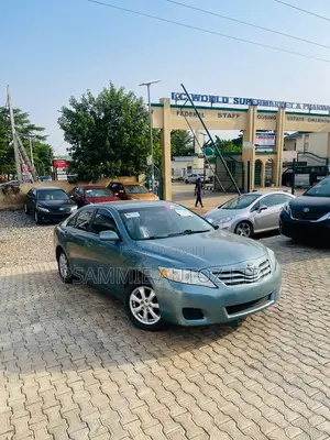 Toyota Camry 2011 Green