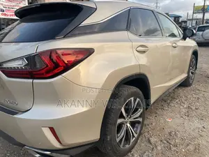 Lexus RX 350 FWD 2016 Gold