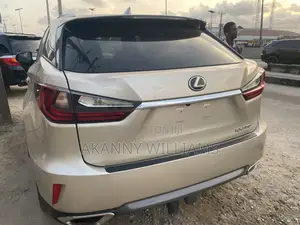 Lexus RX 350 FWD 2016 Gold