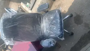 Head Dress Executive Chair