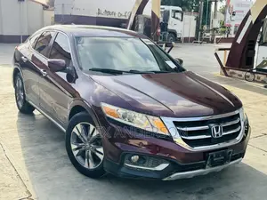 Honda Accord Crosstour EX-L w/Navigation 2015 Burgundy