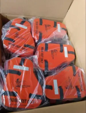 3 Picking Life Jacket