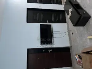 1bdrm Bedsitter in Leisure Court Estate, Sabon Lugbe for rent