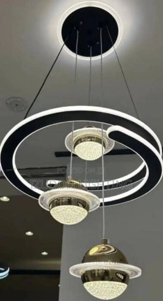 Luxury Fancy 3 Dropping Chandelier Light