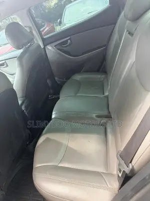 Hyundai Elantra Limited Sedan FWD (1.8L 4cyl 6A) 2013 Gray