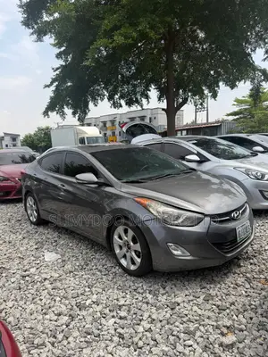 Hyundai Elantra Limited Sedan FWD (1.8L 4cyl 6A) 2013 Gray