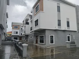 4bdrm Duplex in Shonibare Estate for rent