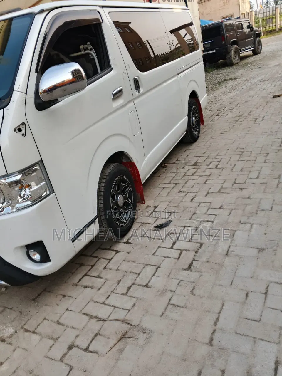 Toyota Grand HiAce 2013 White