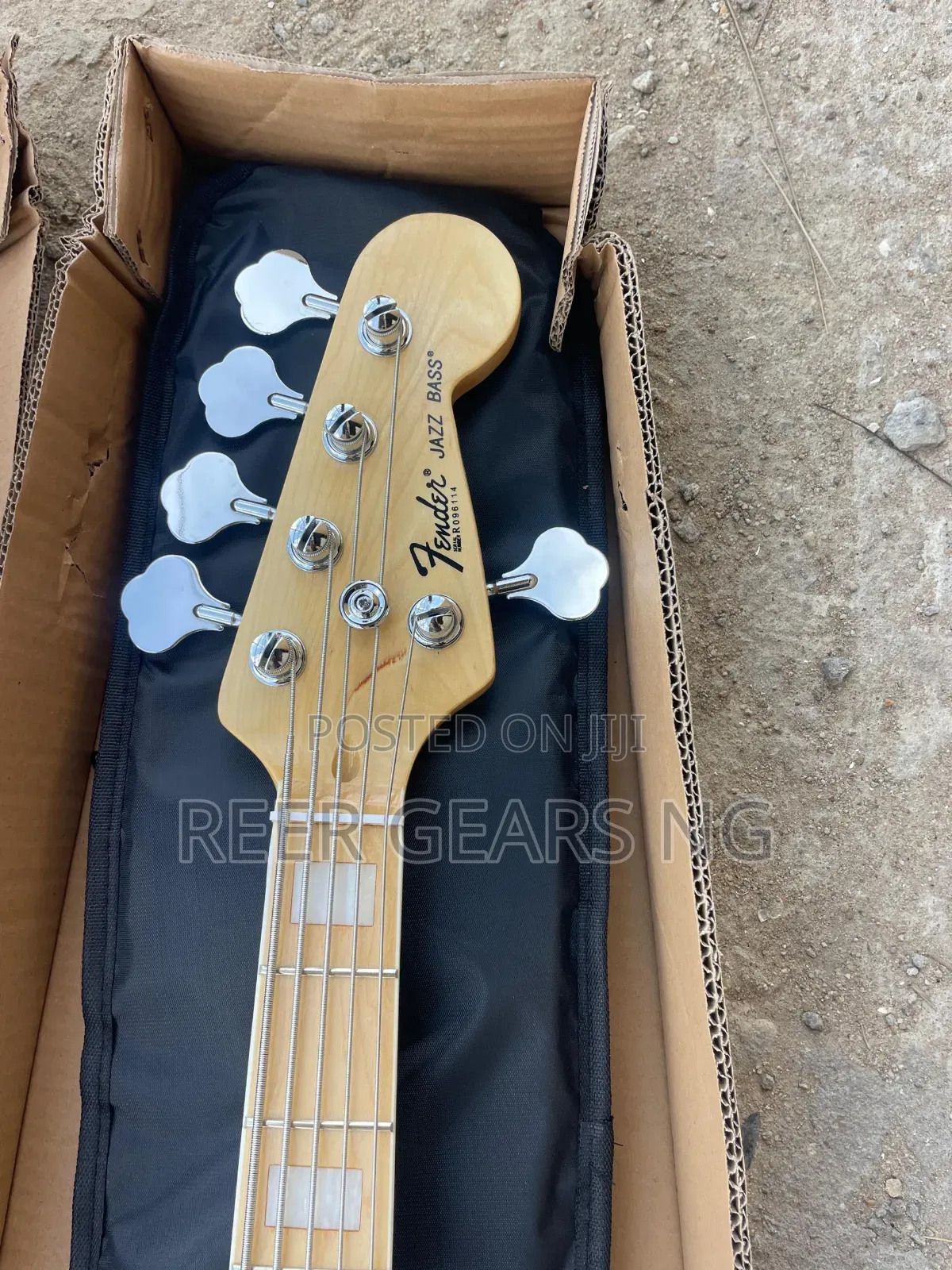 Fender Jazz Bass 5 Strings Active Bass Guitar