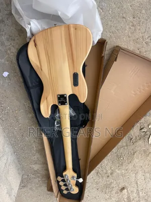 Fender Jazz Bass 5 Strings Active Bass Guitar
