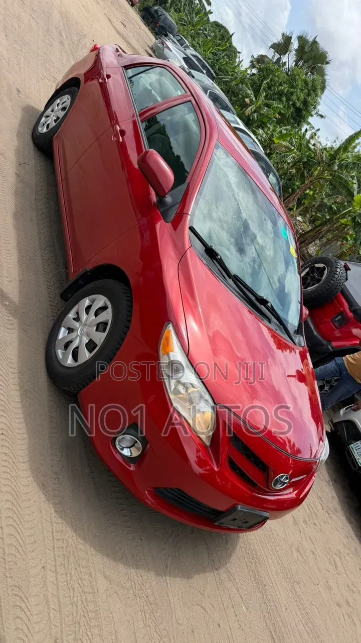 Toyota Corolla 2011 Red