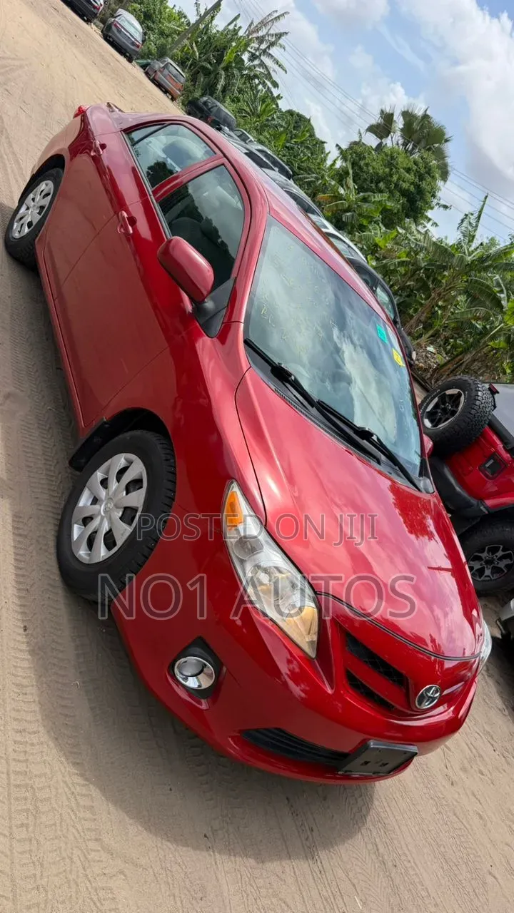 Toyota Corolla 2011 Red