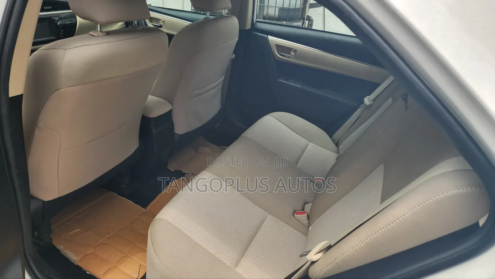Toyota Corolla 2016 White