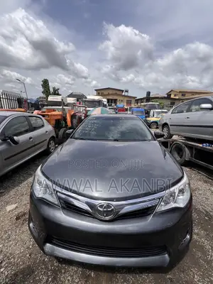 Toyota Camry 2014 Gray
