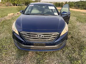 Hyundai Sonata Sport Sedan FWD (2.4L 4cyl 6A) 2017 Blue