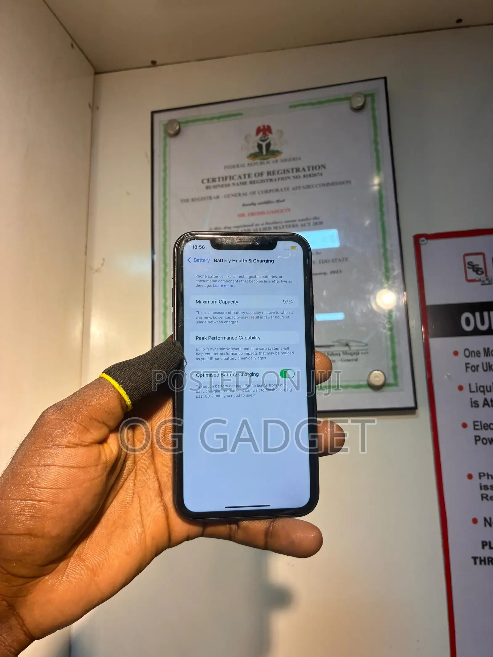 Apple iPhone 11 64 GB Black