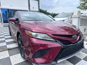 Toyota Camry XSE FWD (2.5L 4cyl 8AM) 2018 Burgundy