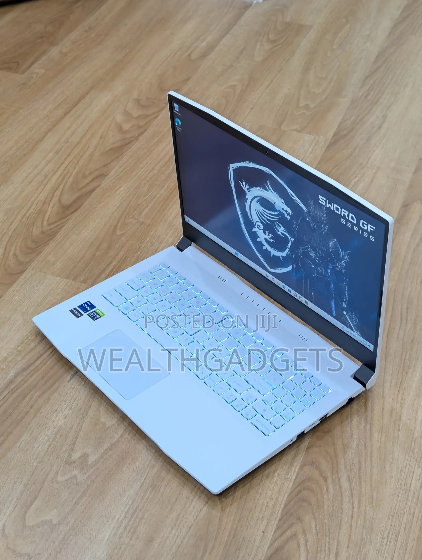 Laptop MSI MSI Sword 15 16GB Intel Core i7 SSD 1T