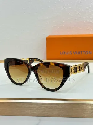 Luxury Cateye Sunglasses Black Frame, Gold Chain Detail, Shades