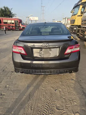 Toyota Camry 2011 Gray