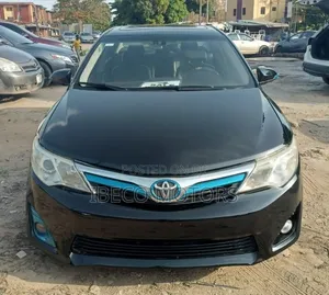 Toyota Camry SE 4dr Sedan (2.5L 4cyl 6A) 2013 Black