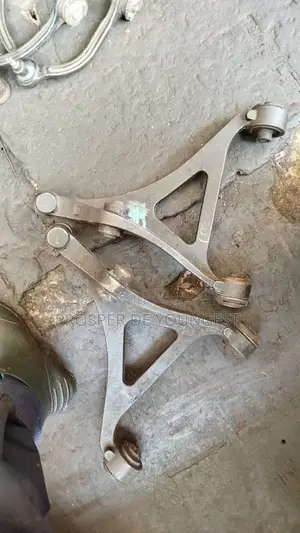 Low Arm for Dodge Challenger Set 2015 Model