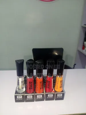 Avour Matte Lipstain