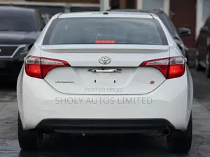 Toyota Corolla S 4dr Sedan (1.8L 4cyl CVT) 2015 White