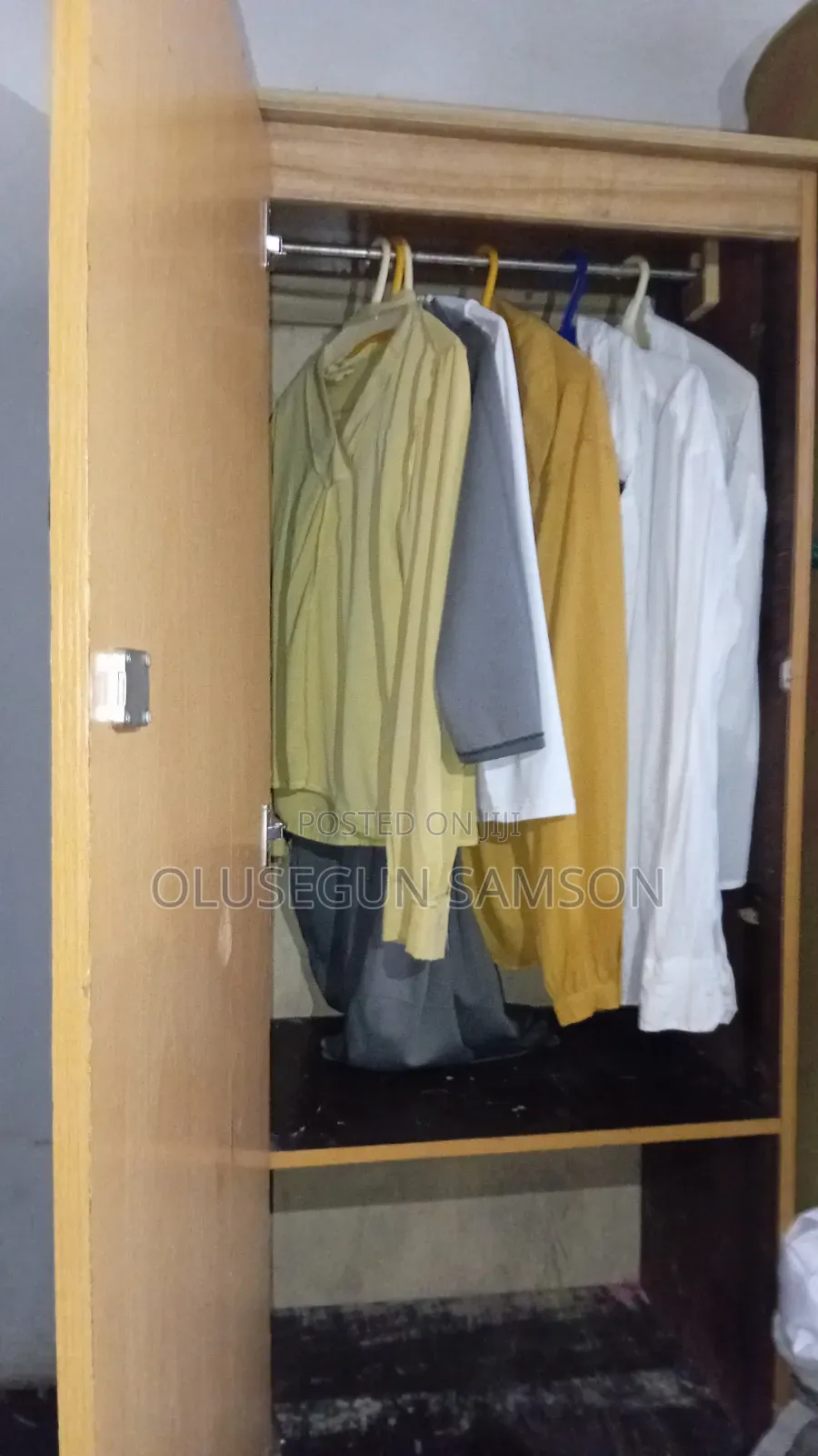 Small Size Wardrobe